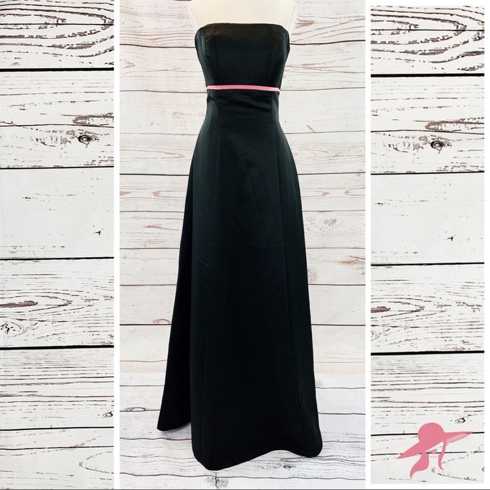 Forever Yours strapless buttons on back